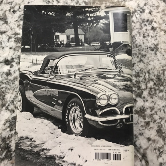 Born To Run- Bruce Springsteen Book - Picture 3 of 5